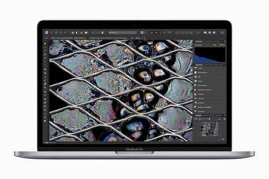 Apple MacBook Pro 13 M2 2022 Grigio siderale, foto illustrativa ufficiale Apple